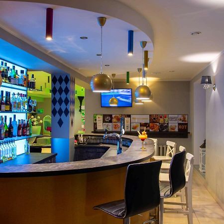 Ibis Styles Gniezno Stare Miasto Exterior photo