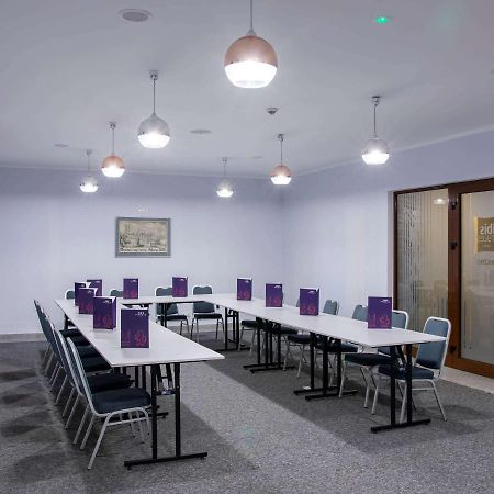 Ibis Styles Gniezno Stare Miasto Exterior photo