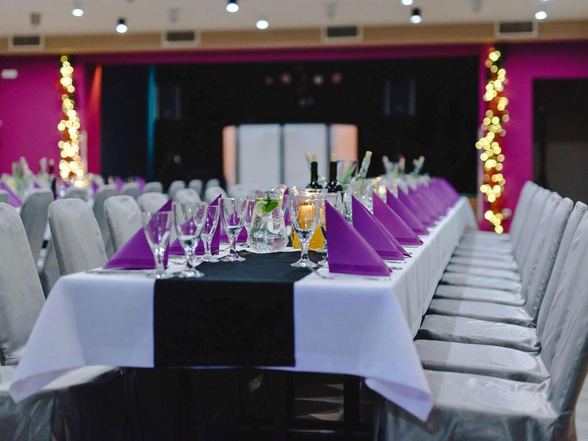 Ibis Styles Gniezno Stare Miasto Exterior photo