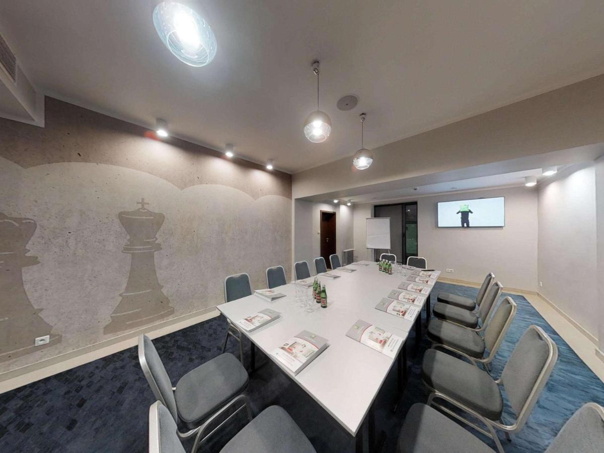 Ibis Styles Gniezno Stare Miasto Exterior photo