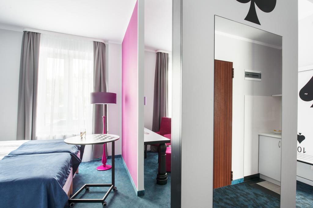 Ibis Styles Gniezno Stare Miasto Exterior photo