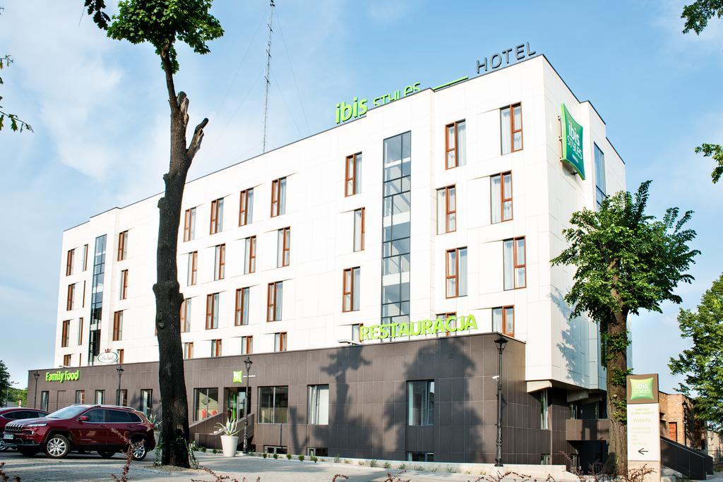 Ibis Styles Gniezno Stare Miasto Exterior photo