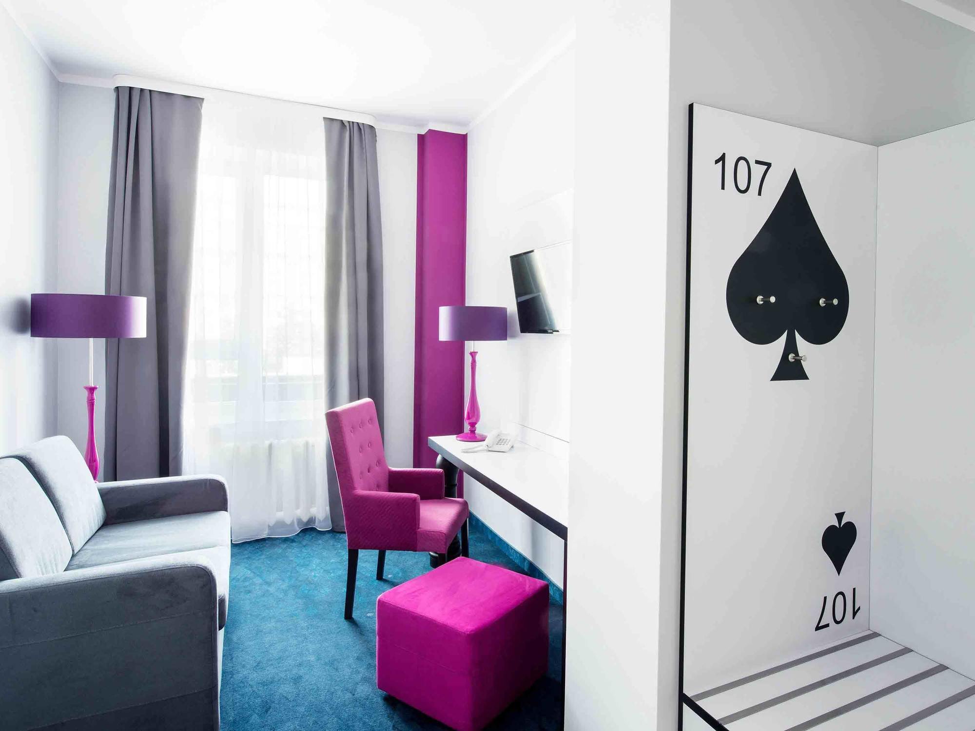 Ibis Styles Gniezno Stare Miasto Exterior photo